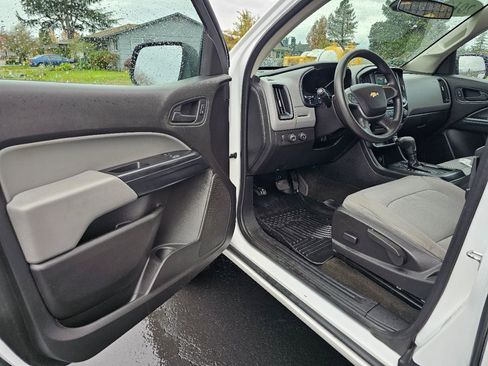 Used 2016 Chevrolet Colorado W/T w/ WT Convenience Package image 32