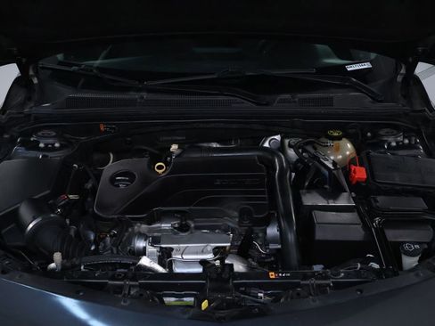 Used 2018 Chevrolet Malibu LT FWD image 31