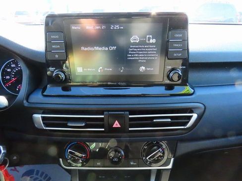 Used 2021 Kia Seltos S image 23