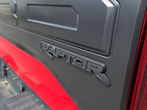 Used 2018 Ford F150 Raptor w/ Equipment Group 802A Luxury AWD/4WD image 16