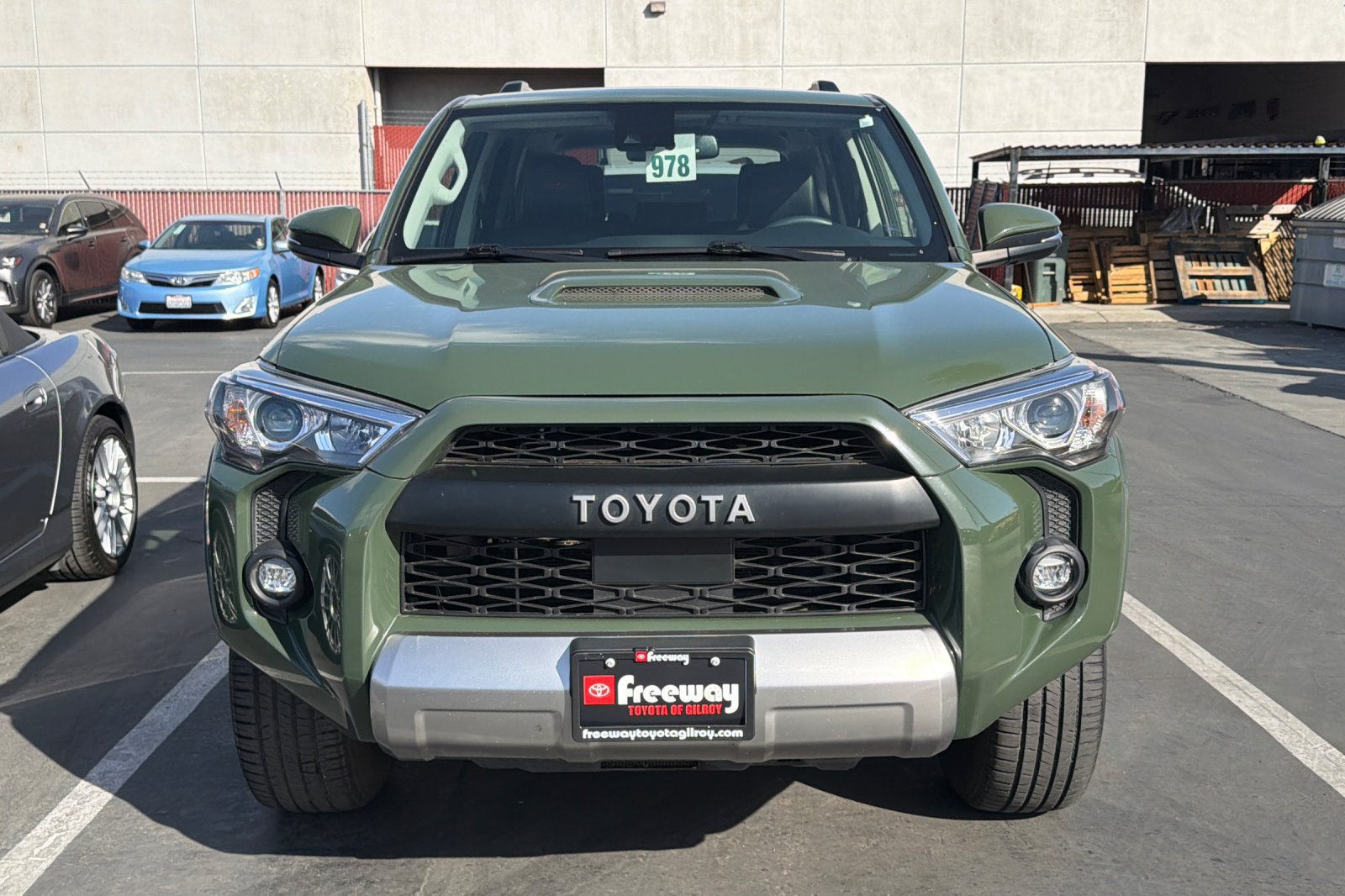 Used 2022 Toyota 4Runner TRD Off-Road Premium w/ Moonroof Package AWD/4WD image 3