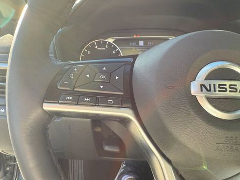 Used 2019 Nissan Altima 2.5 Platinum AWD/4WD image 19