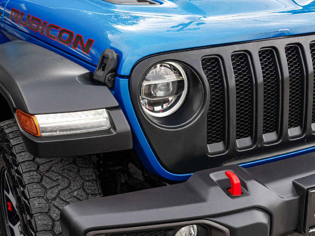 Used 2021 Jeep Wrangler Unlimited Rubicon w/ Dual Top Group AWD/4WD image 33