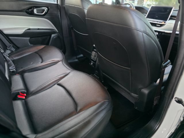 Used 2024 Jeep Compass Limited AWD/4WD image 11