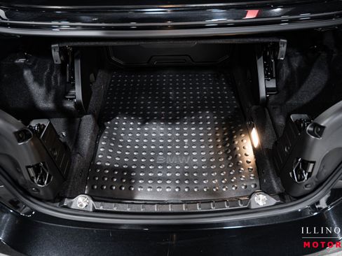 Used 2016 BMW M4 Convertible image 28