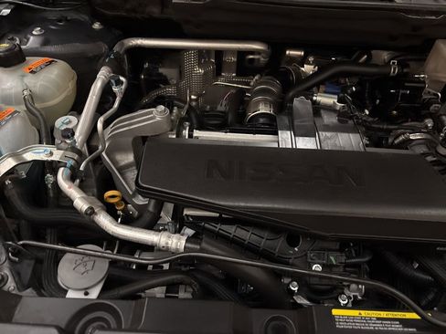 Used 2024 Nissan Rogue S image 24