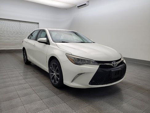 Used 2016 Toyota Camry XSE image 13