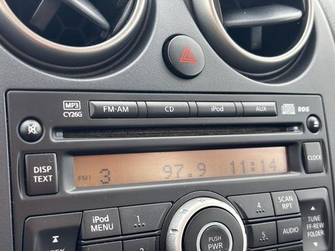 Used 2013 Nissan Rogue S image 25