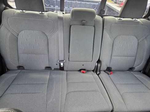 Used 2021 RAM 1500 Big Horn RWD image 28