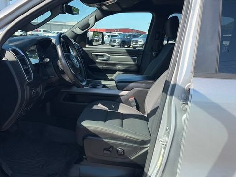 Used 2022 RAM 1500 Big Horn AWD/4WD image 9