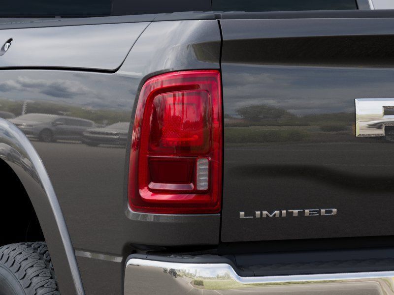 New 2026 RAM 2500 Limited AWD/4WD image 9