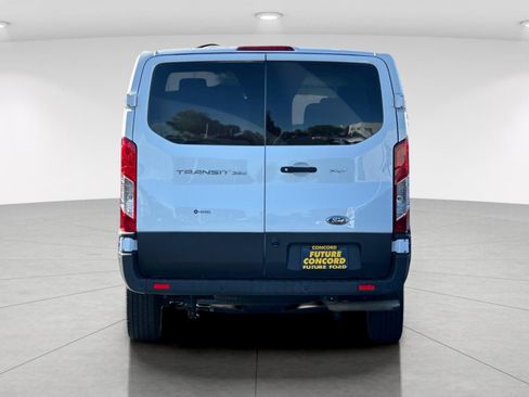 Certified 2022 Ford Transit 350 XLT RWD image 4