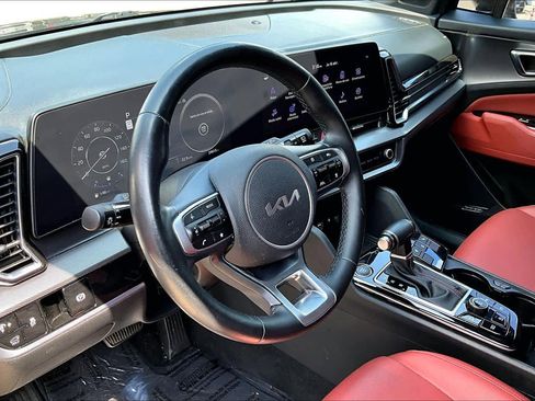 Used 2023 Kia Sportage SX image 18