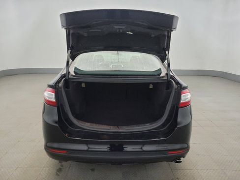 Used 2016 Ford Fusion SE image 29