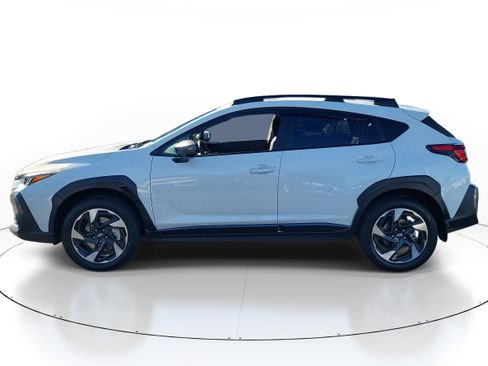 Used 2024 Subaru Crosstrek 2.5i Limited w/ Crosstrek Mirror Package image 3