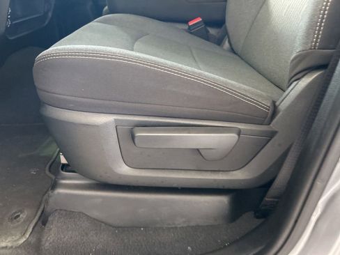 Used 2024 RAM 3500 Tradesman w/ Chrome Appearance Group image 37