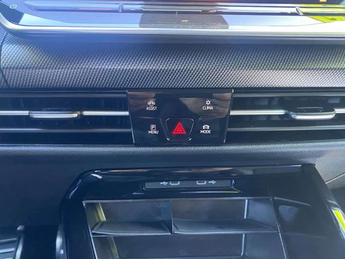 Used 2025 Volkswagen Golf w/ Euro Style Package AWD/4WD image 15