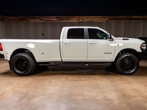 Used 2024 RAM 3500 Laramie w/ Bed Utility Group image 11