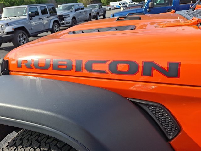Used 2018 Jeep Wrangler Unlimited Rubicon w/ Dual Top Group AWD/4WD image 8