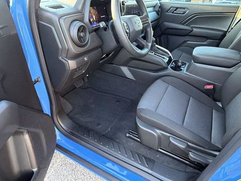 New 2026 Chevrolet Colorado Trail Boss AWD/4WD image 15