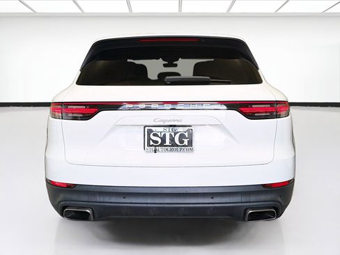 Used 2019 Porsche Cayenne AWD/4WD image 5
