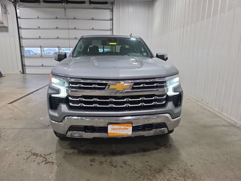 Used 2024 Chevrolet Silverado 1500 LTZ AWD/4WD image 3