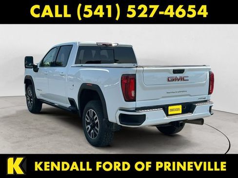 Used 2021 GMC Sierra 2500 AT4 w/ AT4 Premium Plus Package AWD/4WD image 7