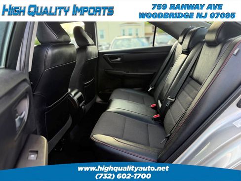 Used 2017 Toyota Camry SE FWD image 15