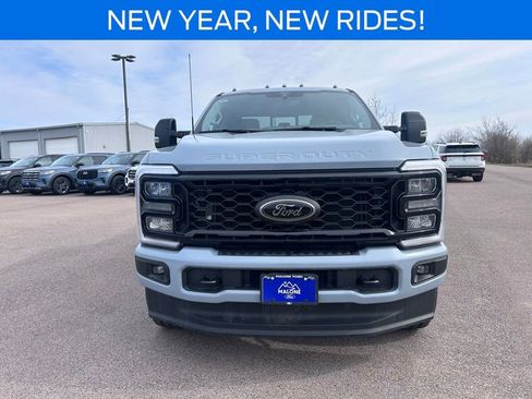 New 2026 Ford F350 Lariat w/ Black Appearance Package image 9