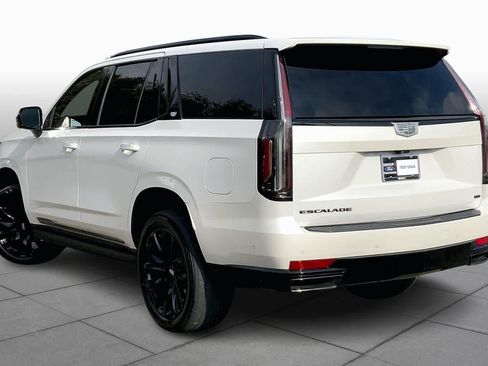 Used 2022 Cadillac Escalade Sport w/ Touring Package image 11