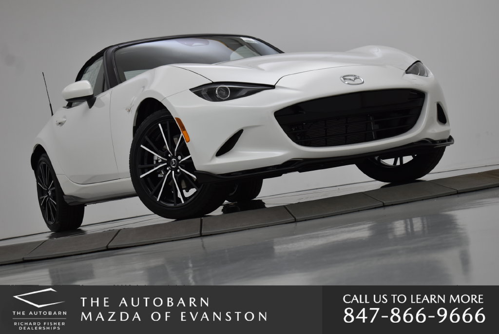 Used 2025 MAZDA MX-5 Miata Grand Touring w/ Appearance Package RWD image 3