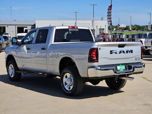 Used 2025 RAM 2500 Tradesman AWD/4WD image 3