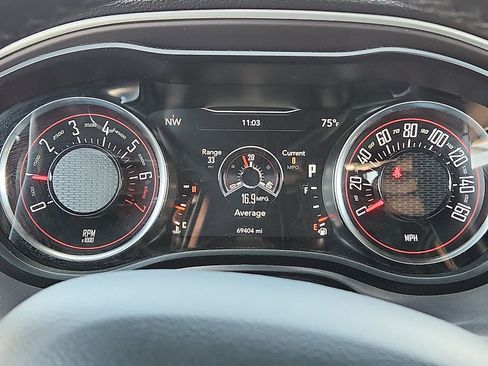 Used 2022 Dodge Challenger GT RWD image 18