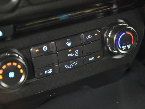Used 2018 Ford F150 XL w/ Equipment Group 101A Mid RWD image 27