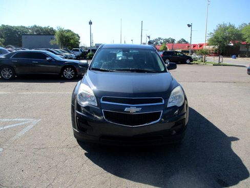 Used 2010 Chevrolet Equinox LS image 3