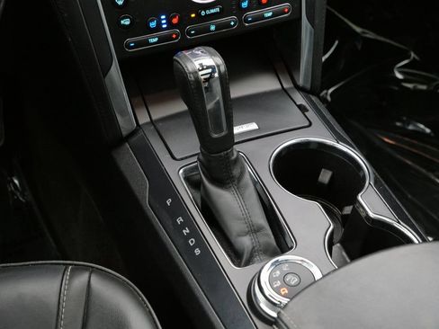 Certified 2018 Ford Explorer Platinum AWD/4WD image 21