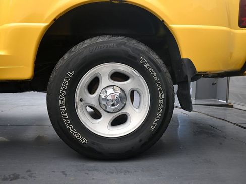 Used 2002 Ford Ranger XLT AWD/4WD image 15