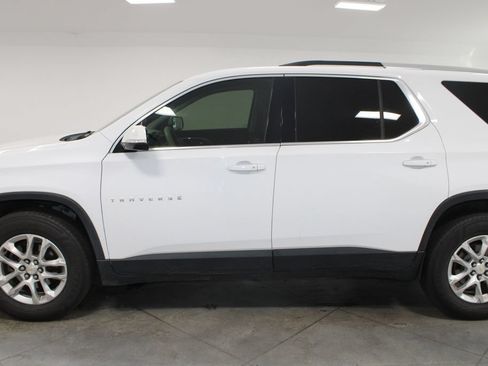 Used 2018 Chevrolet Traverse LT FWD image 6