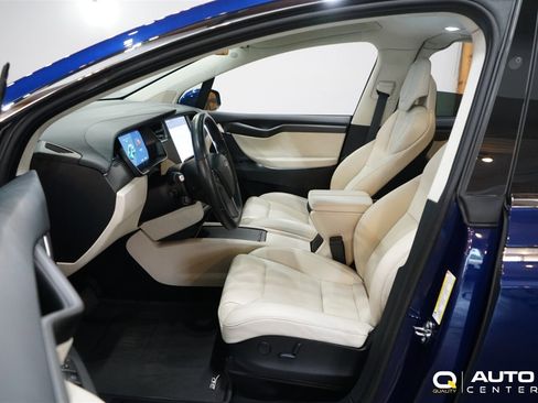 Used 2019 Tesla Model X 75D AWD/4WD image 13