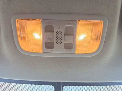 Used 2018 Honda HR-V EX-L image 26