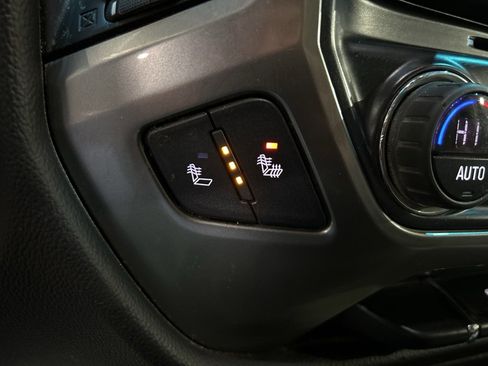 Used 2018 Chevrolet Silverado 1500 LT w/ All Star Edition image 24