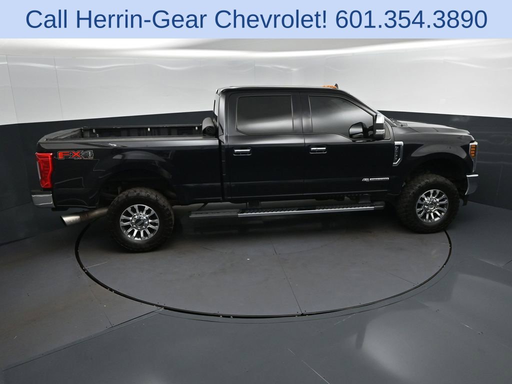 Used 2019 Ford F250 4x4 Crew Cab Super Duty image 35
