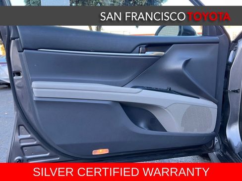 Certified 2018 Toyota Camry LE image 36