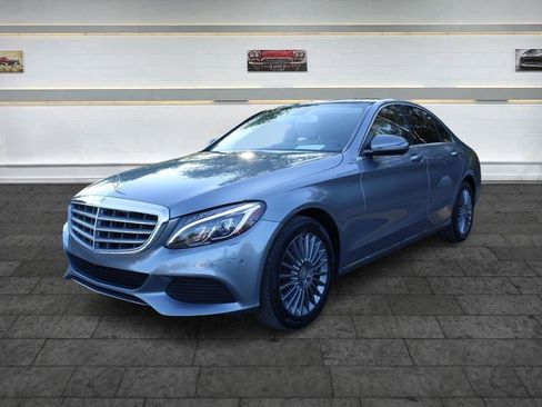 Used 2016 Mercedes-Benz C 300 Sedan image 3