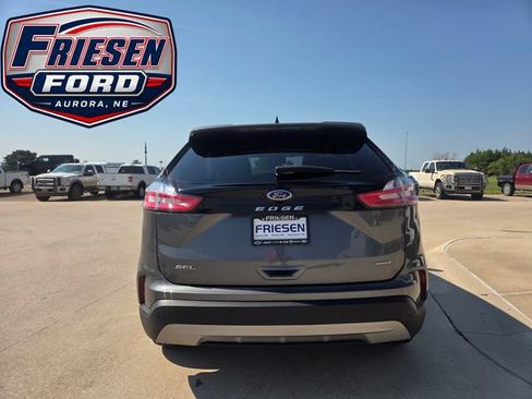 Used 2024 Ford Edge SEL w/ Convenience Package AWD/4WD image 6