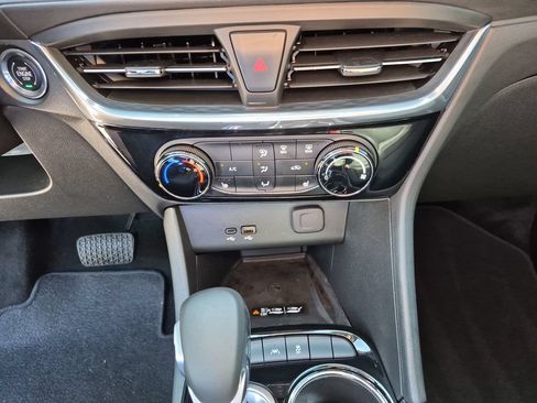 Used 2026 Buick Encore GX Sport Touring w/ Advanced Technology Package FWD image 28