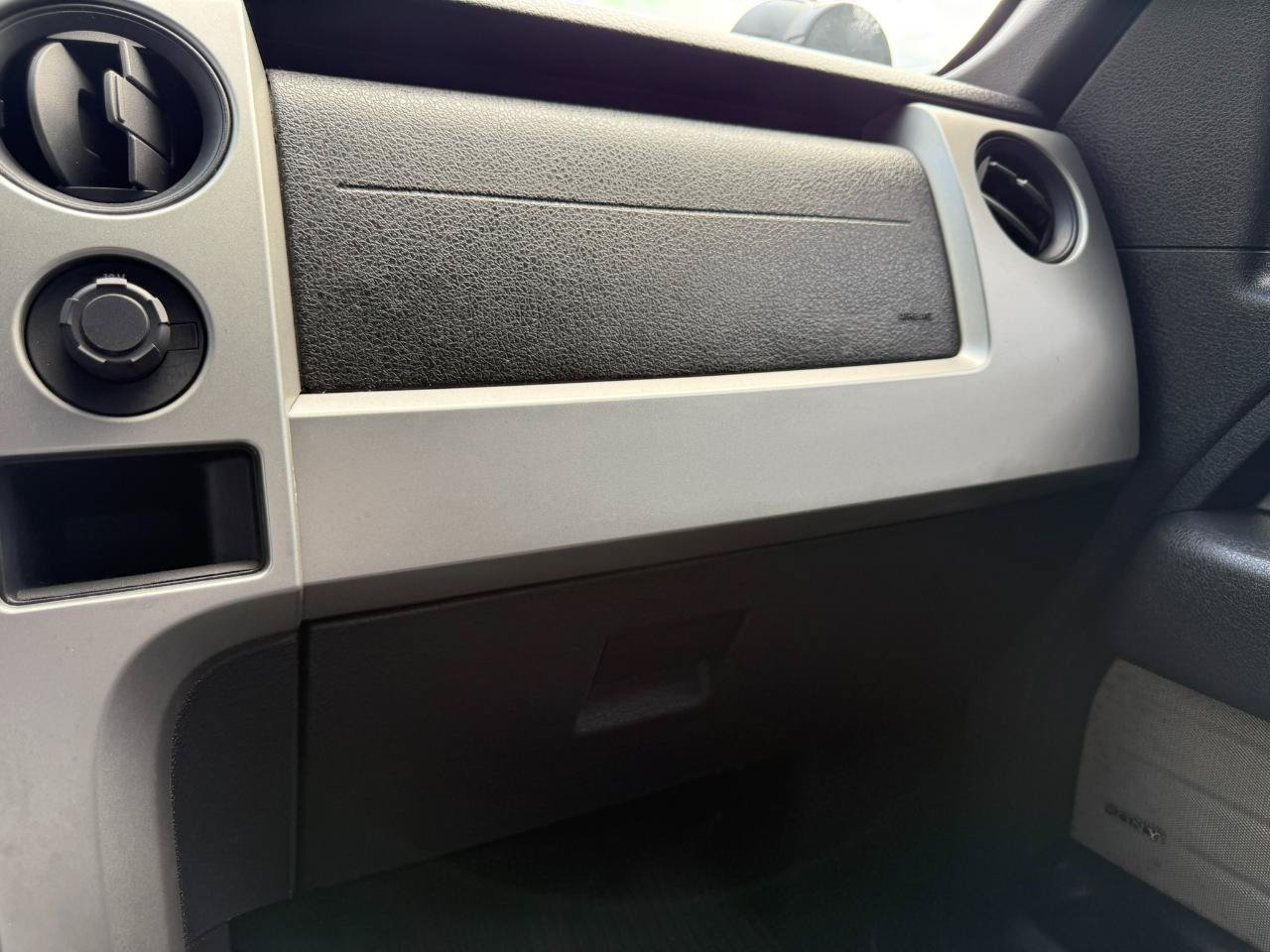 Used 2013 Ford F150 Raptor w/ Luxury Equipment Group AWD/4WD image 48