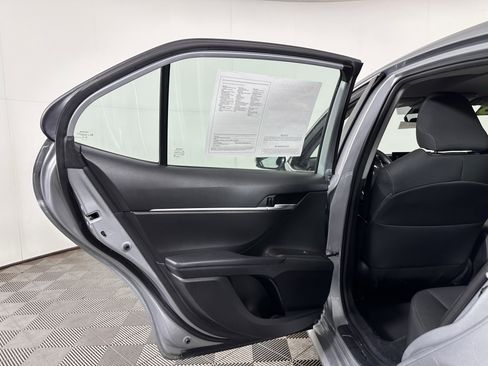 Used 2023 Toyota Camry LE image 29