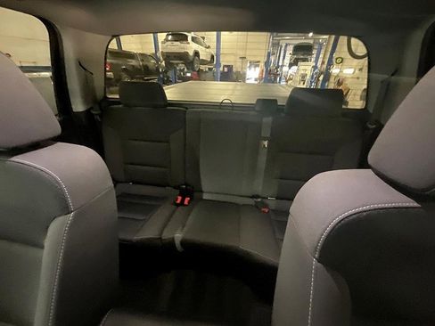 Used 2018 Chevrolet Silverado 1500 LT w/ All Star Edition image 27