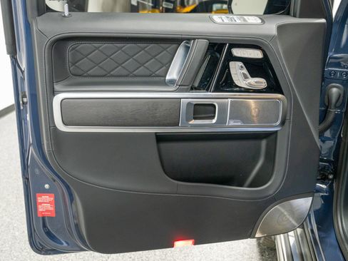 Used 2025 Mercedes-Benz G 550 image 41
